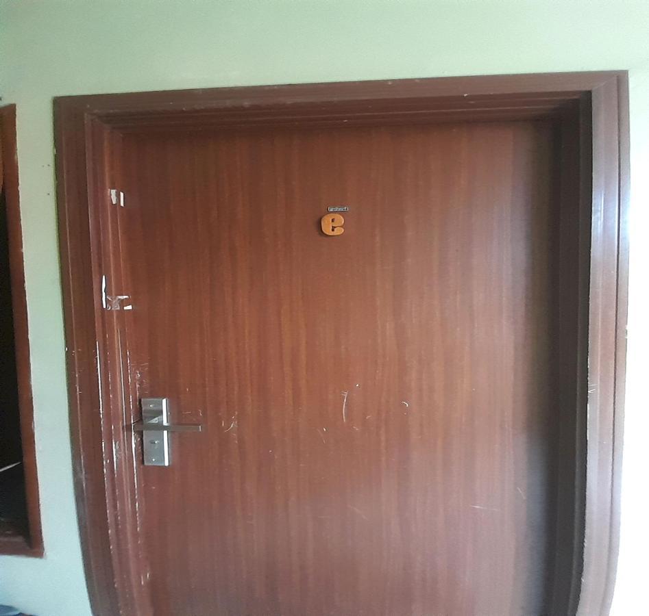 Oyo 93417 Homestay Bunga Rinte Syariah Near Komp Perumahan Stella Ressidence 2 Medan Exterior photo